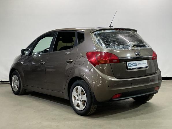 Kia Venga I Рестайлинг с пробегом 2015 года, цена 850 000 рублей, 206788 км, компактвэн, Автокод Объявления