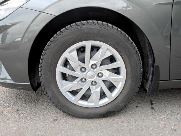 Hyundai Elantra VII (CN7) с пробегом 2022 года, цена 2 100 000 рублей, 31025 км, седан, Автокод Объявления