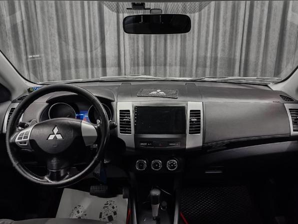 Mitsubishi Outlander II Рестайлинг с пробегом 2010 года, цена 999 000 рублей, 201043 км, внедорожник, Автокод Объявления