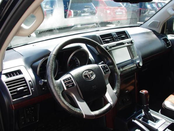 Toyota Land Cruiser Prado 150 Series Рестайлинг 1 с пробегом 2014 года, цена 3 050 000 рублей, 265000 км, внедорожник, Автокод Объявления