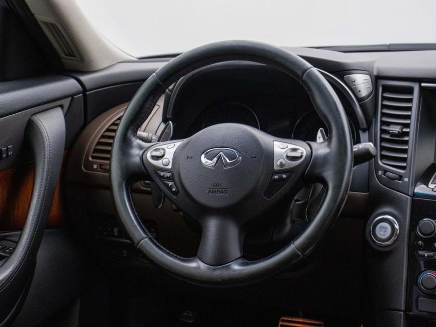 Infiniti QX70 Москва  - изображение 16