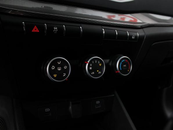 Lada (ВАЗ) Vesta I Рестайлинг (NG) с пробегом 2025 года, цена 1 350 000 рублей, 12300 км, седан, Автокод Объявления