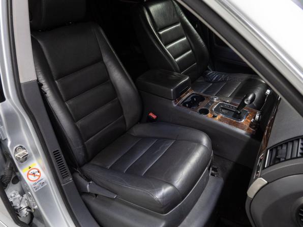 Volkswagen Touareg I Рестайлинг с пробегом 2008 года, цена 999 000 рублей, 272603 км, внедорожник, Автокод Объявления