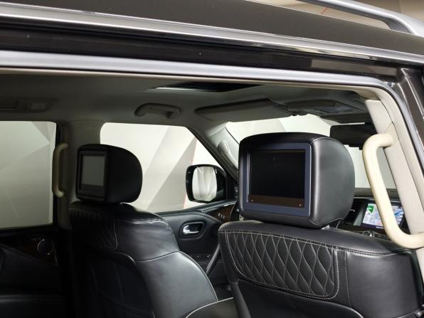 Infiniti QX80 I Рестайлинг 2 с пробегом 2018 года, цена 3 300 000 рублей, 227958 км, внедорожник, Автокод Объявления