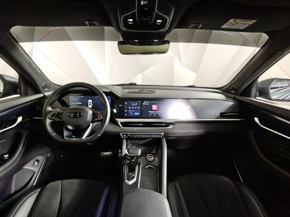 Geely Monjaro I с пробегом 2024 года, цена 3 345 000 рублей, 55930 км, внедорожник, Автокод Объявления