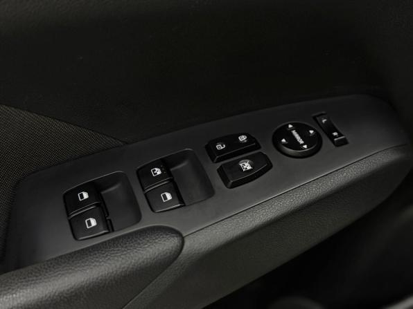 Hyundai Solaris II Рестайлинг с пробегом 2021 года, цена 1 350 000 рублей, 103050 км, седан, Автокод Объявления