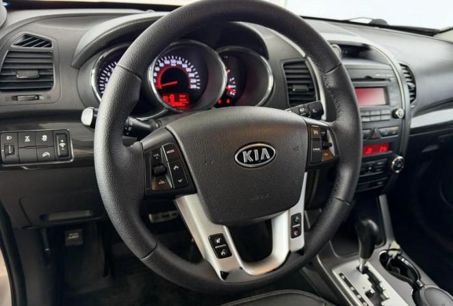 Kia Sorento II с пробегом 2011 года, цена 1 195 000 рублей, 267183 км, внедорожник, Автокод Объявления