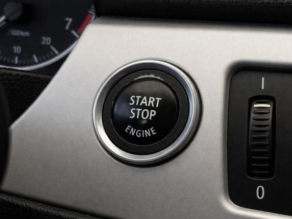BMW 3 серии V (E90/E91/E92/E93) Рестайлинг с пробегом 2011 года, цена 1 177 000 рублей, 160012 км, седан, Автокод Объявления