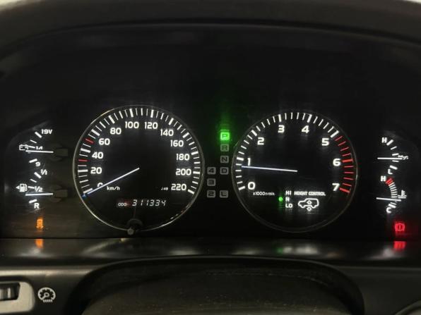 Lexus LX II Рестайлинг с пробегом 2004 года, цена 2 870 000 рублей, 311332 км, внедорожник, Автокод Объявления