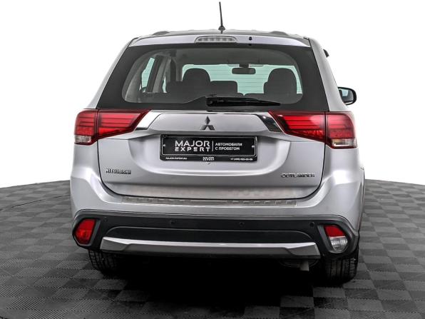 Mitsubishi Outlander III Рестайлинг 2 с пробегом 2016 года, цена 1 790 000 рублей, 90640 км, внедорожник, Автокод Объявления
