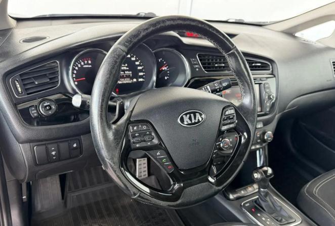 Kia Ceed II с пробегом 2013 года, цена 1 350 000 рублей, 172739 км, хэтчбек, Автокод Объявления