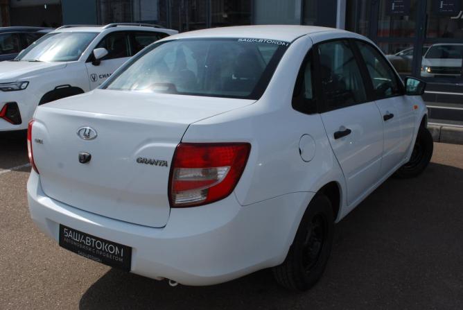 Lada (ВАЗ) Granta I с пробегом 2016 года, цена 350 000 рублей, 106700 км, седан, Автокод Объявления