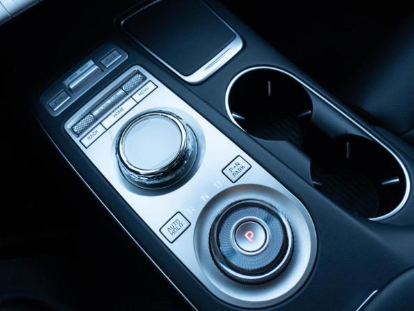 Genesis GV70 I с пробегом 2021 года, цена 5 580 000 рублей, 41737 км, внедорожник, Автокод Объявления