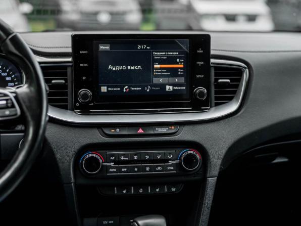 Kia Ceed III Рестайлинг с пробегом 2021 года, цена 1 560 000 рублей, 121039 км, универсал, Автокод Объявления