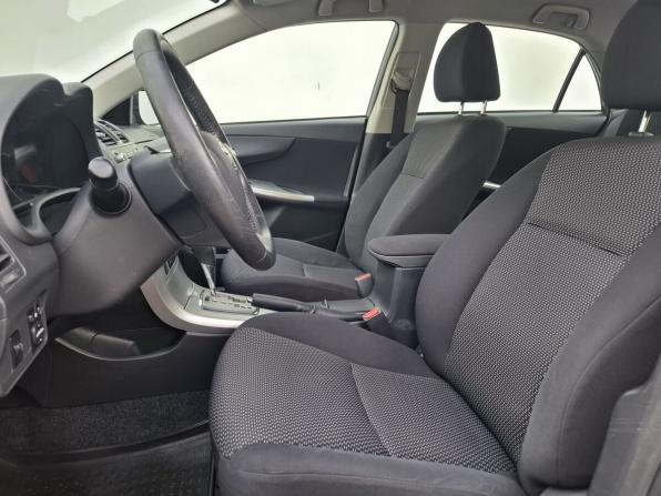 Toyota Corolla X (E140 E150) Рестайлинг с пробегом 2011 года, цена 1 050 000 рублей, 200050 км, седан, Автокод Объявления