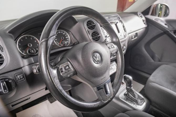 Volkswagen Tiguan I Рестайлинг с пробегом 2014 года, цена 1 749 000 рублей, 143000 км, внедорожник, Автокод Объявления