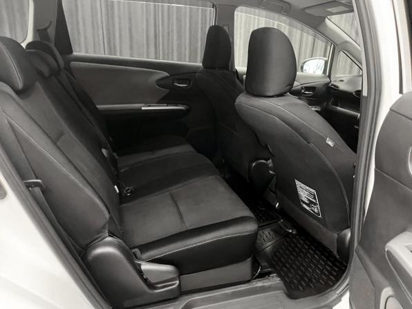 Toyota Wish II с пробегом 2009 года, цена 1 250 000 рублей, 183000 км, минивэн, Автокод Объявления