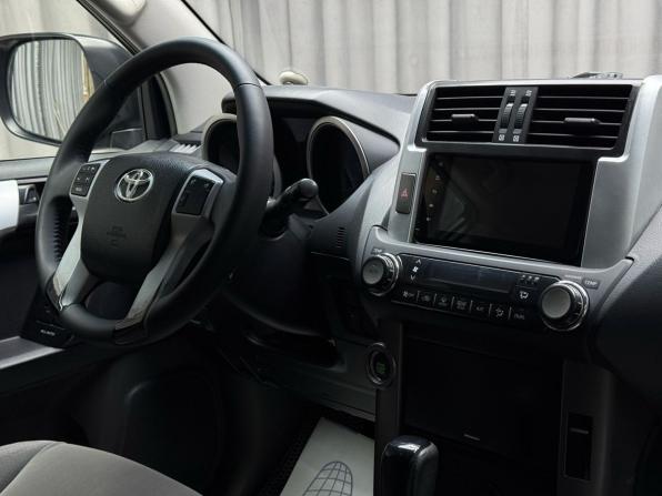 Toyota Land Cruiser Prado 150 Series с пробегом 2012 года, цена 2 629 000 рублей, 264211 км, внедорожник, Автокод Объявления