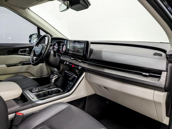 Kia Carnival IV с пробегом 2023 года, цена 4 250 000 рублей, 88000 км, минивэн, Автокод Объявления