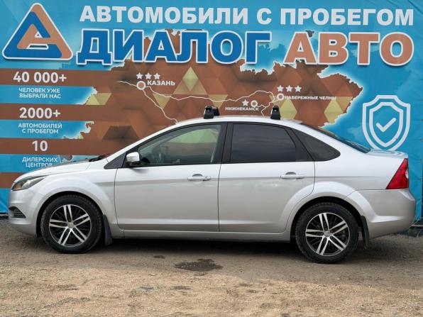 Ford Focus II Рестайлинг с пробегом 2010 года, цена 650 000 рублей, 177898 км, седан, Автокод Объявления