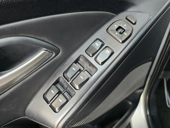 Hyundai ix35 I с пробегом 2010 года, цена 1 349 000 рублей, 182600 км, внедорожник, Автокод Объявления