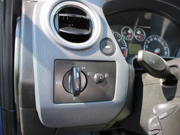 Ford Fusion I Рестайлинг с пробегом 2007 года, цена 489 000 рублей, 193146 км, хэтчбек, Автокод Объявления