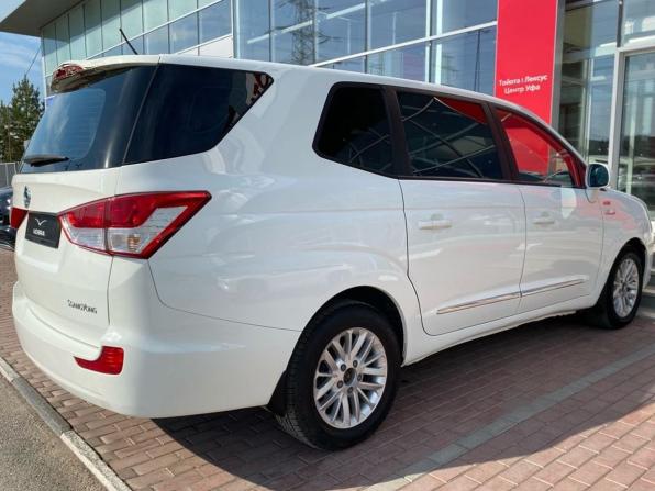 SsangYong Stavic с пробегом 2013 года, цена 1 250 000 рублей, 250000 км, минивэн, Автокод Объявления