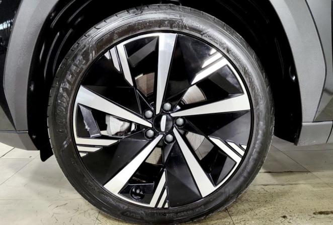 Geely Atlas II с пробегом 2024 года, цена 2 870 000 рублей, 105400 км, внедорожник, Автокод Объявления