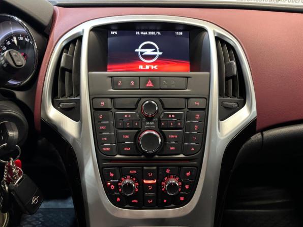Opel Astra J Рестайлинг с пробегом 2014 года, цена 879 000 рублей, 161000 км, хэтчбек, Автокод Объявления