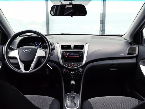 Hyundai Solaris I с пробегом 2012 года, цена 745 000 рублей, 179312 км, седан, Автокод Объявления