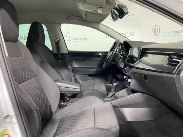 Skoda Rapid II с пробегом 2021 года, цена 1 857 000 рублей, 57725 км, лифтбек, Автокод Объявления