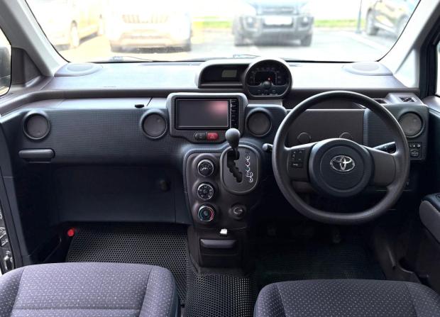 Toyota Spade с пробегом 2015 года, цена 889 000 рублей, 104650 км, минивэн, Автокод Объявления