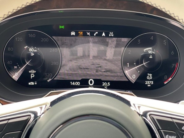 Bentley Bentayga I Рестайлинг с пробегом 2022 года, цена 37 000 000 рублей, 2375 км, offers.body_type.unknown, Автокод Объявления
