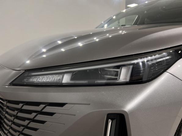 Changan Lamore с пробегом 2023 года, цена 2 099 000 рублей, 31118 км, седан, Автокод Объявления