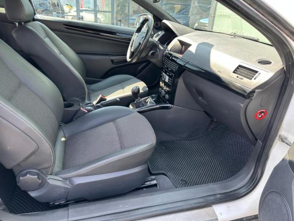 Opel Astra H Рестайлинг с пробегом 2010 года, цена 430 000 рублей, 183272 км, хэтчбек, Автокод Объявления