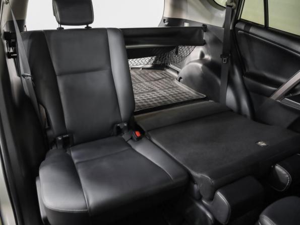 Toyota RAV4 IV (XA40) Рестайлинг с пробегом 2015 года, цена 2 099 000 рублей, 198274 км, внедорожник, Автокод Объявления