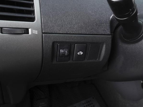 Toyota Prius II Рестайлинг (XW20) с пробегом 2008 года, цена 695 000 рублей, 266165 км, лифтбек, Автокод Объявления