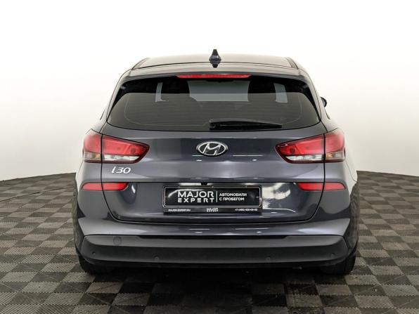Hyundai i30 III Рестайлинг 2 с пробегом 2022 года, цена 1 780 000 рублей, 103890 км, универсал, Автокод Объявления