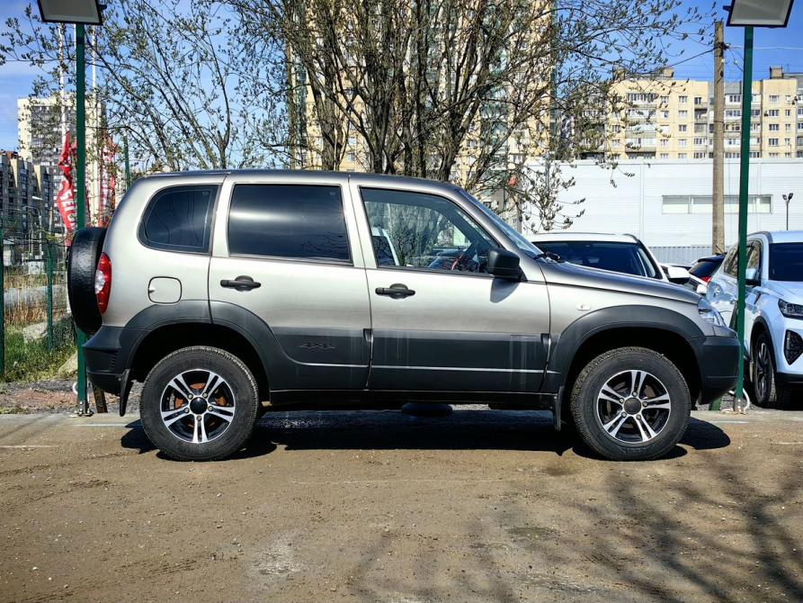 Lada (ВАЗ) Niva Санкт-Петербург  - изображение 4
