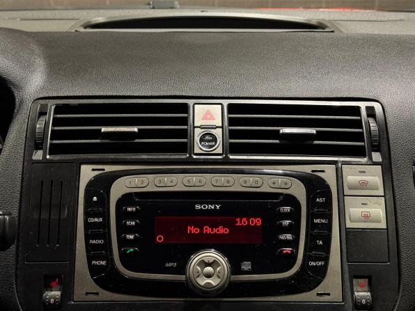 Ford Kuga I с пробегом 2011 года, цена 950 000 рублей, 199923 км, внедорожник, Автокод Объявления