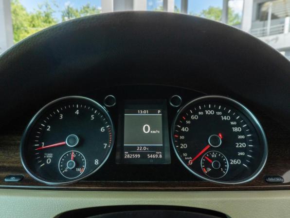 Volkswagen Passat B7 с пробегом 2012 года, цена 940 000 рублей, 282585 км, седан, Автокод Объявления