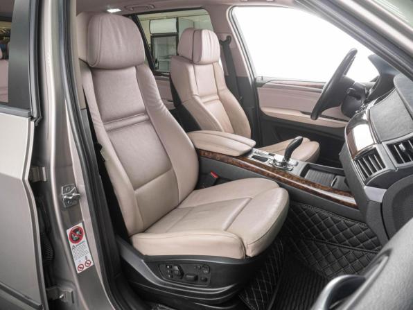 BMW X5 II (E70) Рестайлинг с пробегом 2010 года, цена 1 599 000 рублей, 246856 км, внедорожник, Автокод Объявления