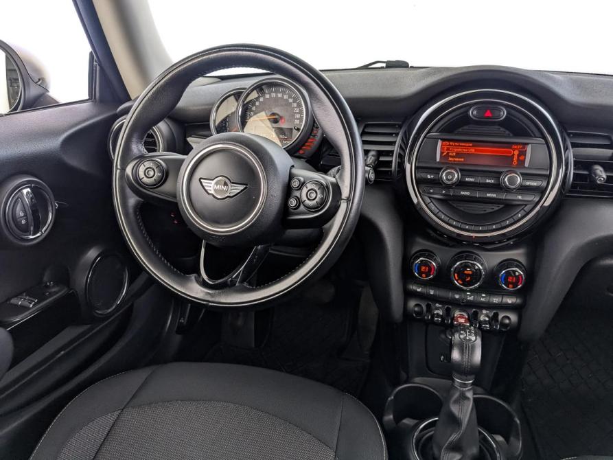 Mini Hatch III (F55/F56) Москва  - изображение 24