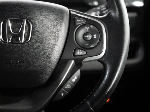 Honda Stepwgn V Рестайлинг с пробегом 2017 года, цена 2 299 500 рублей, 78450 км, минивэн, Автокод Объявления