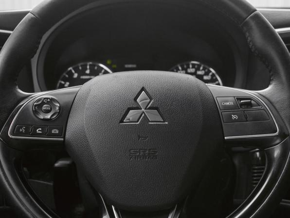 Mitsubishi Outlander III Рестайлинг 3 с пробегом 2019 года, цена 2 165 000 рублей, 77023 км, внедорожник, Автокод Объявления