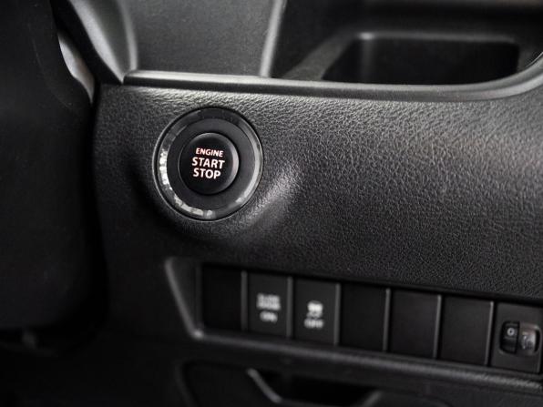 Suzuki Solio III с пробегом 2017 года, цена 820 500 рублей, 138994 км, микровэн, Автокод Объявления