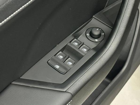 Новый Skoda Superb III Рестайлинг 2025 года, цена 3 049 000 рублей, лифтбек, Автокод Объявления