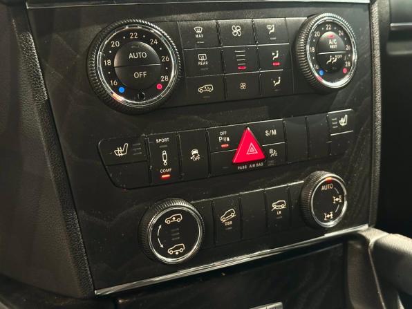Mercedes-Benz GL-Класс I (X164) Рестайлинг с пробегом 2012 года, цена 1 927 000 рублей, 316881 км, внедорожник, Автокод Объявления