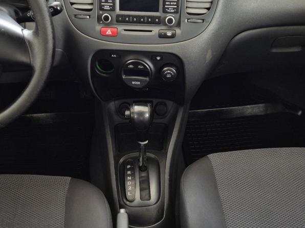 Kia Rio II Рестайлинг с пробегом 2011 года, цена 549 000 рублей, 229020 км, хэтчбек, Автокод Объявления