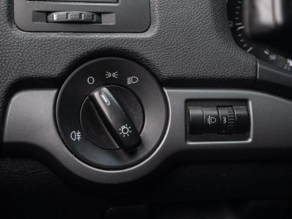 Skoda Octavia II (A5) Рестайлинг с пробегом 2012 года, цена 590 000 рублей, 232939 км, лифтбек, Автокод Объявления